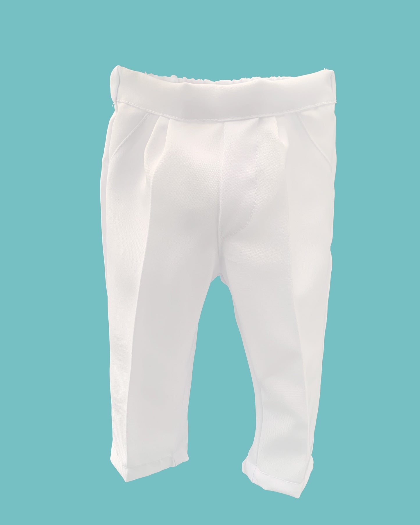 Traje 4 piezas tirantes blancos estilo pantalón o short